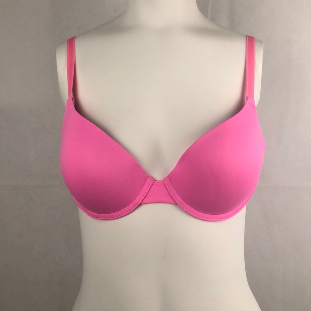 😊 Pink Victoria’s Secret Push Up Bra Sz 36B